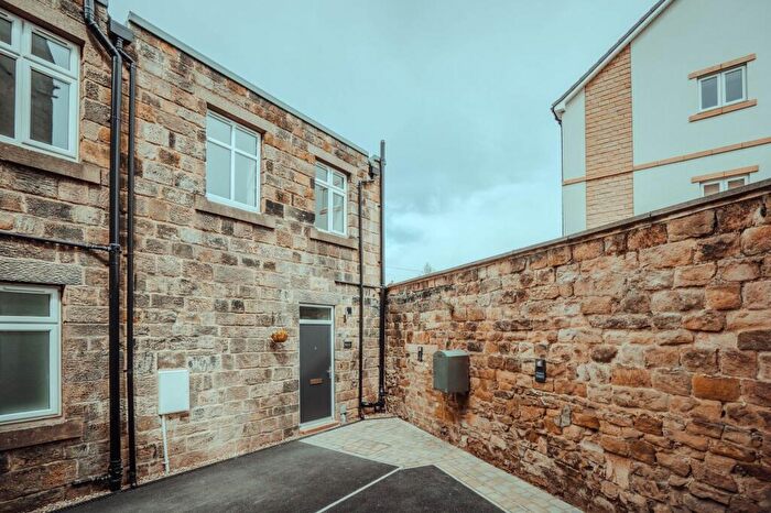 2 Bedroom Mews For Sale In Railway Road, The Old Mill, LS29