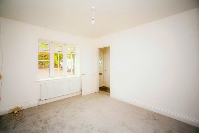 3 Bedroom Bungalow For Sale In Maidstone Road, Borough Green, Sevenoaks, Kent, TN15