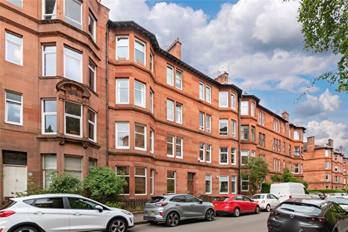 2 Bedroom Apartment To Rent In Battlefield Avenue, Battlefield, Glasgow, G42