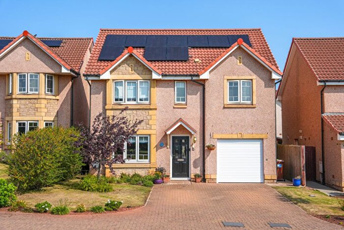 4 Bedroom Detached House For Sale In Moray Avenue, Dunbar, East Lothian, EH42