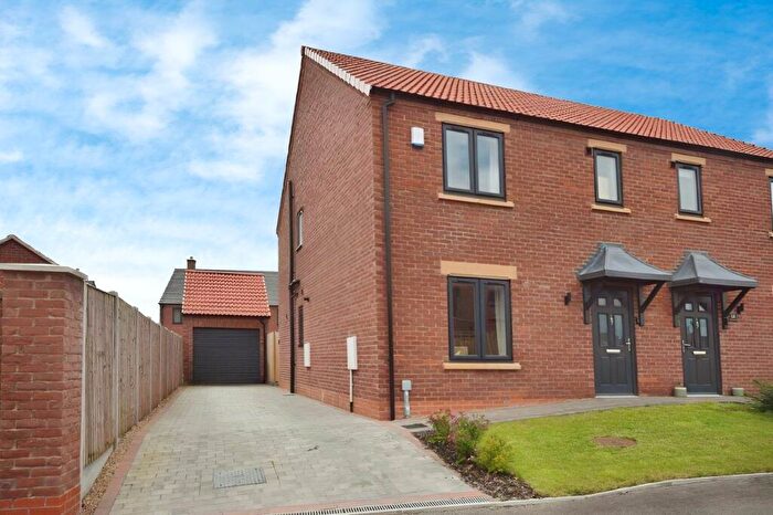 3 Bedroom Semi-Detached House For Sale In Snowdrop Lane, Louth, LN11