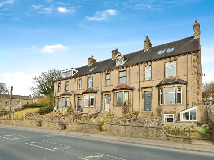 4 Bedroom Terraced House For Sale In Thorncliffe, Long Preston, Skipton, BD23