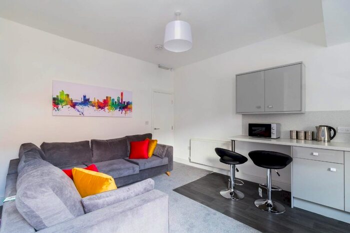 2 Bedroom Terraced House To Rent In Carlton Avenue, Rusholme, Manchester, M14