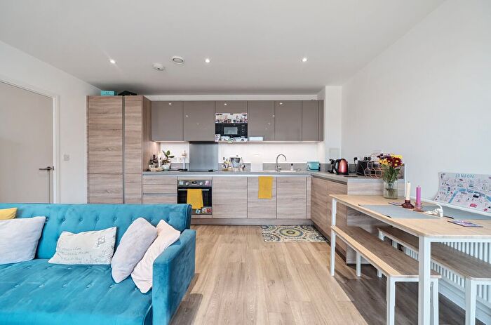 2 Bedroom Flat For Sale In Katie Court, Edwin Street, London, E16