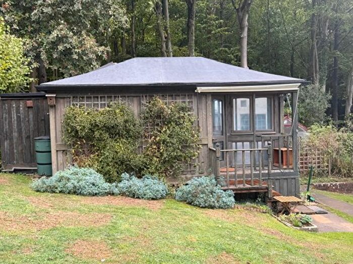 Studio To Rent In Pilgrims Way, Westerham, TN16