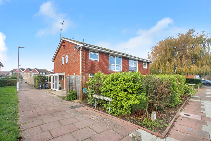 2 Bedroom Flat To Rent In Vancouver Close, Worthing, BN13