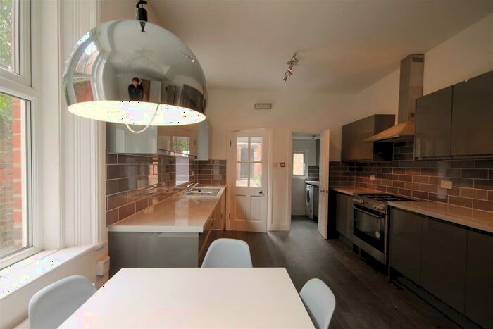 3 Bedroom Terraced House To Rent In St George's Terrace, Jesmond, NE2