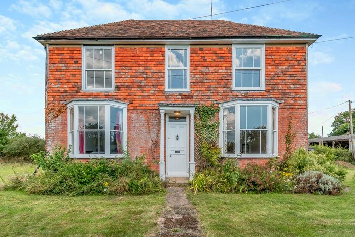 4 Bedroom Detached House For Sale In Bethersden Road, Bethersden, Kent, TN26