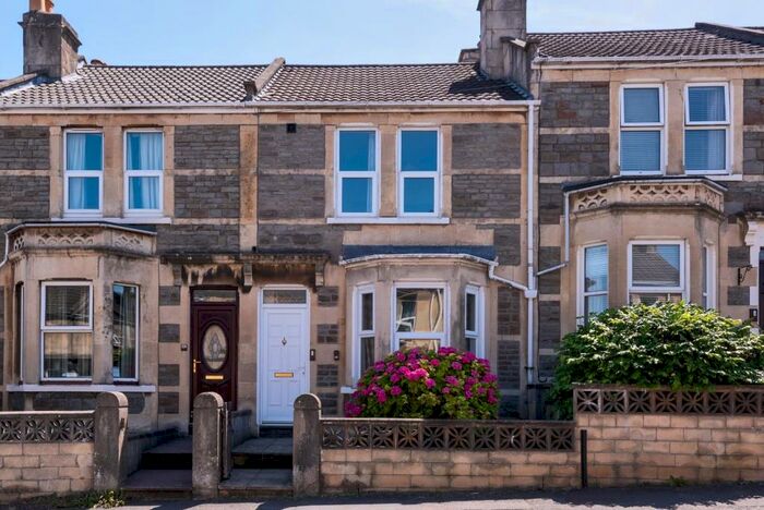 4 Bedroom Terraced House To Rent In Coronation Avenue, Bath, BA2
