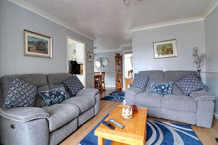 2 Bedroom Detached Bungalow For Sale In Carlton Square, Western Downs, Stafford, ST17