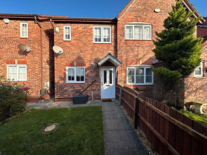 2 Bedroom Semi Detached House To Rent In Barnes Close, Littledale, Liverpool, L33
