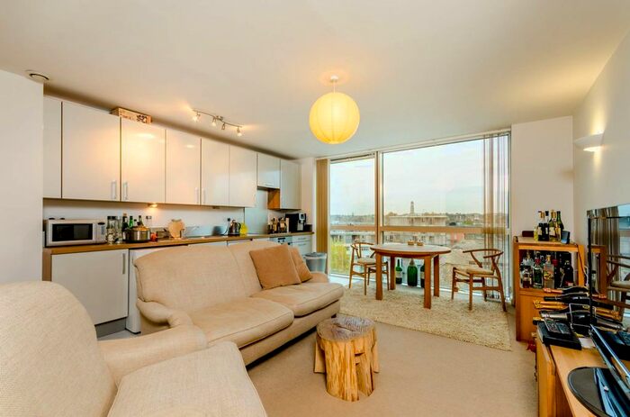 1 Bedroom Flat To Rent In Mapleton Road, Wandsworth, London, SW18