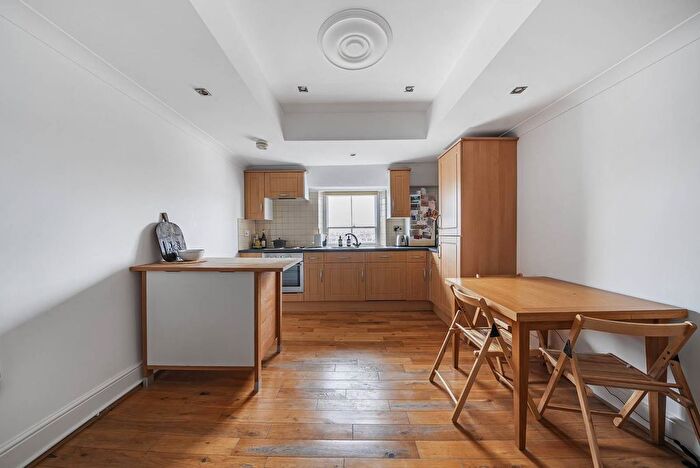 1 Bedroom Flat To Rent In St George's Drive, Pimlico, London, SW1V