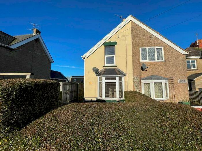 2 Bedroom Semi-Detached House To Rent In Whitworth Road, Swindon, Wiltshire, SN25