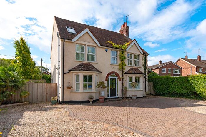 5 Bedroom Detached House For Sale In Old Road, Wheatley, OX33