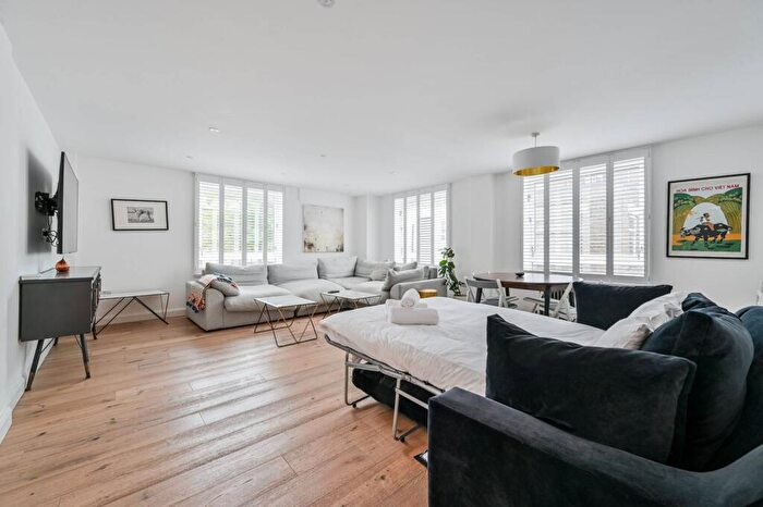 2 Bedroom Flat For Sale In Basing Place, Shoreditch, London, E2