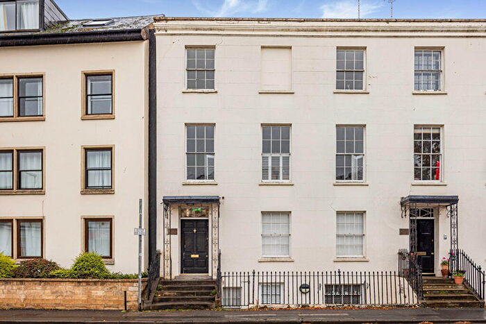 2 Bedroom Flat For Sale In Flat, Arlington House -, Bath Road, Cheltenham, GL53