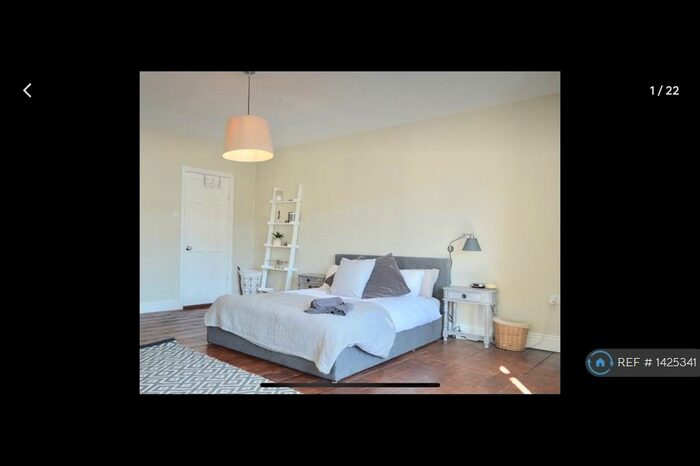 2 Bedroom Flat To Rent In Second Floor, Westbury-On-Trym, Bristol, BS9