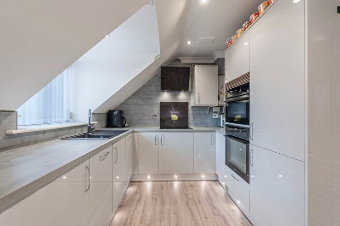 4 Bedroom Terraced House For Sale In Bure Close, Wroxham, NR12