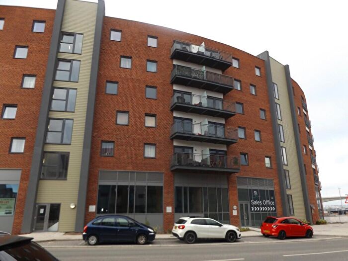 1 Bedroom Apartment To Rent In John Thornycroft Road, Southampton, Hampshire, SO19