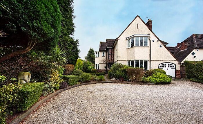 4 Bedroom Detached House For Sale In Wyvern Road, Four Oaks, Sutton Coldfield, B74