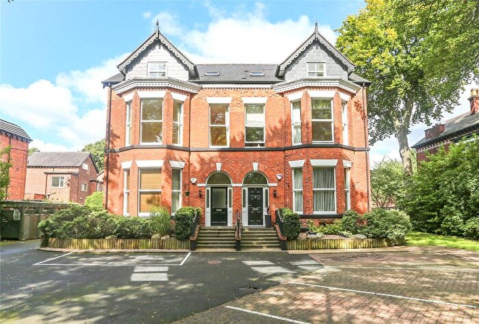 2 Bedroom Flat To Rent In Heaton Moor Road, Heaton Moor, Stockport, SK4