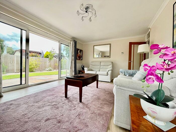 2 Bedroom Bungalow To Rent In Tanglewood Close, Gillingham, ME8