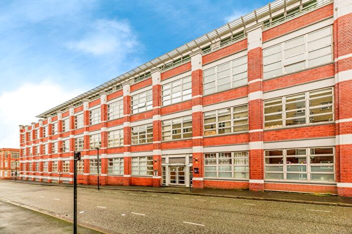 2 Bedroom Flat For Sale In Branston Street, Birmingham, B18