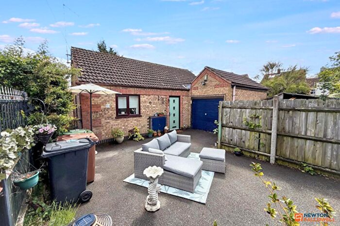 2 Bedroom Detached Bungalow For Sale In Mountsteven Avenue, Walton, Peterborough, PE4
