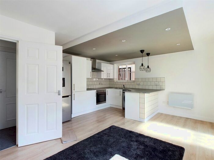 1 Bedroom Flat To Rent In Rosiers Court, St. Dunstans Street, Canterbury, CT2