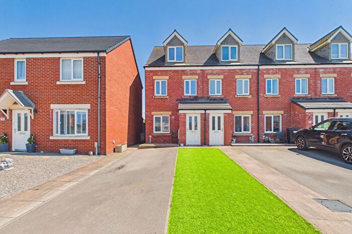 3 Bedroom End Terrace House For Sale In Grayling Way, Workington, CA14