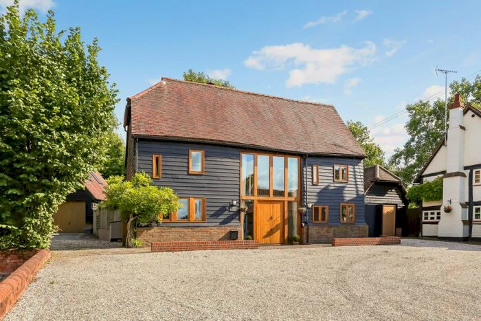 5 Bedroom Barn To Rent In Blagrove Lane Wokingham, RG41