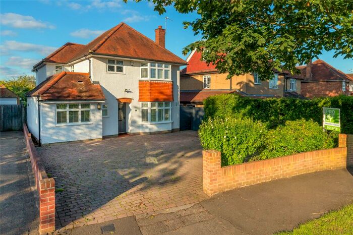 4 Bedroom Detached House To Rent In Allenby Road, Maidenhead, Berkshire, SL6