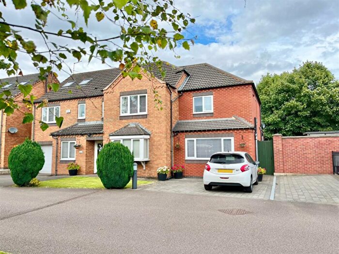 6 Bedroom Detached House For Sale In Derby Road, Kirkby-In-Ashfield, Nottingham, NG17
