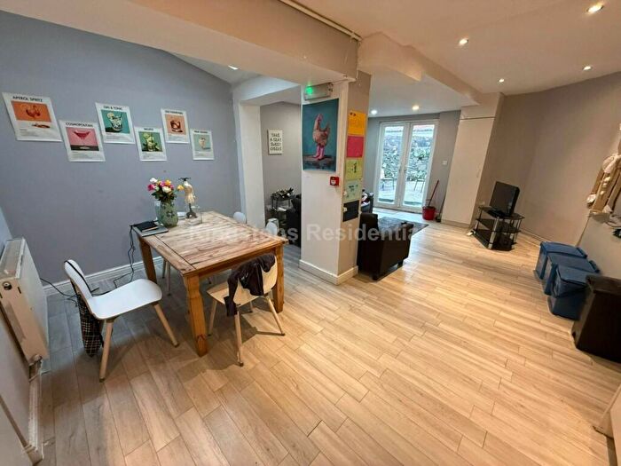 8 Bedroom Terraced House To Rent In Wyeverne Road, Cathays, CF24