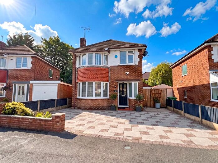 3 Bedroom Detached House For Sale In Lansdowne Road, Broadheath, Altrincham, WA14