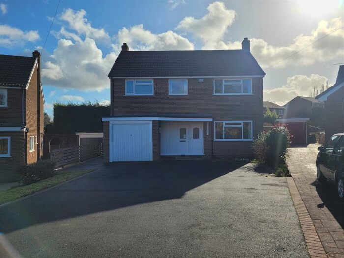 5 Bedroom Detached House To Rent In Dartmouth Avenue, Almondbury, Huddersfield, HD5