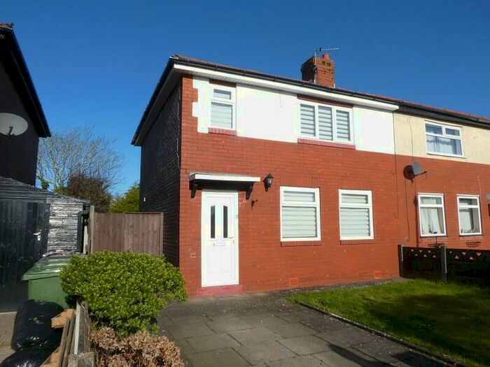 3 Bedroom Semi-Detached House To Rent In Lytham Road, Southport, Merseyside., PR9
