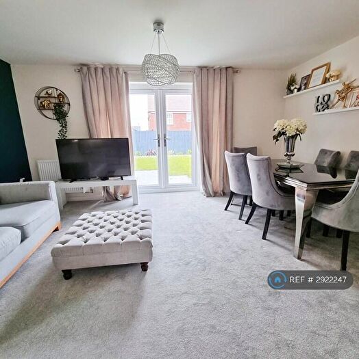 3 Bedroom Semi Detached House To Rent In Port Line Road, Brooklands, Milton Keynes, MK10