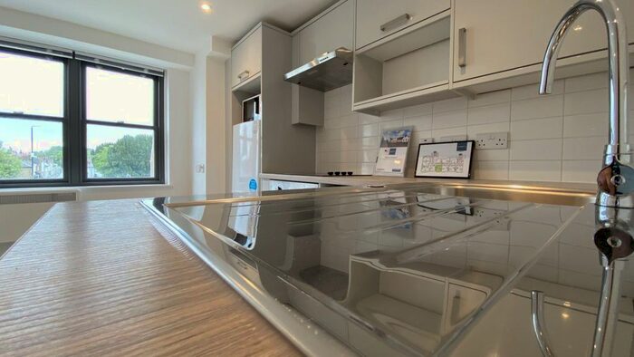 1 Bedroom Flat To Rent In St. Peters Street, Canterbury, CT1