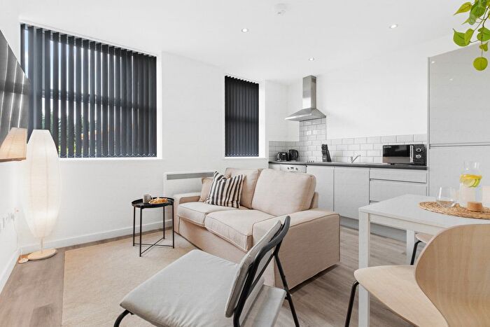 1 Bedroom Flat To Rent In Kenilworth Road, Solihull, CV7