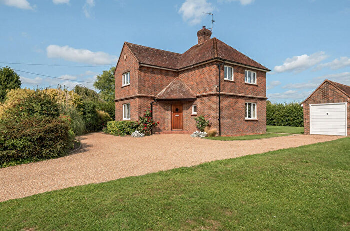 3 Bedroom Detached House For Sale In Lordings Road, Billingshurst, RH14