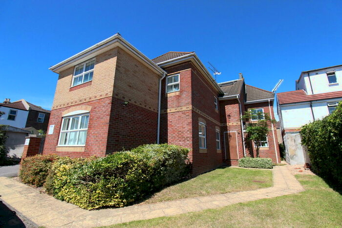 2 Bedroom Flat To Rent In Bowden Lane, Mill Court, SO17