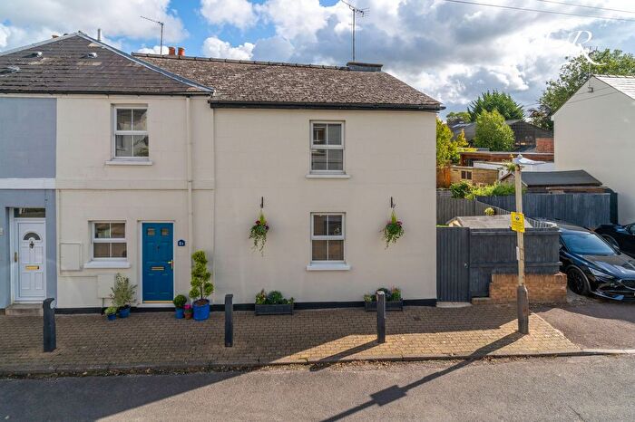 2 Bedroom End Terrace House For Sale In Moorend Crescent, Leckhampton, GL53