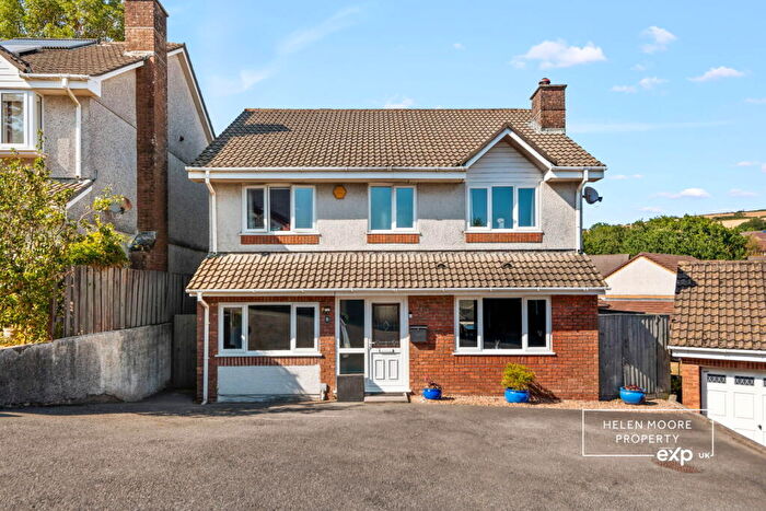 4 Bedroom Detached House For Sale In Summerfield Court, Ivybridge, Devon, PL21