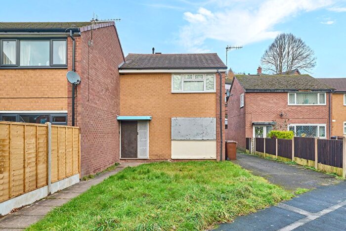 Town House For Sale In Hencroft Street, West End, Leek, Staffordshire Moorlands, Staffordshire, ST13