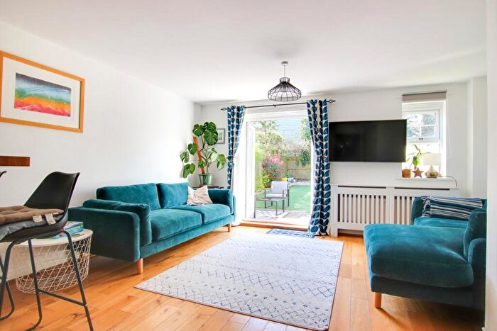 4 Bedroom Semi-Detached House For Sale In Buckland Gardens, Lymington, SO41