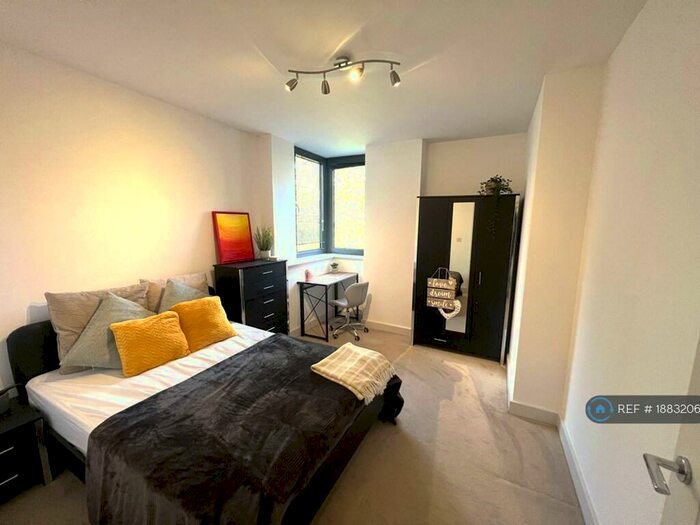 1 Bedroom Flat To Rent In Kings Road, Reading, RG1