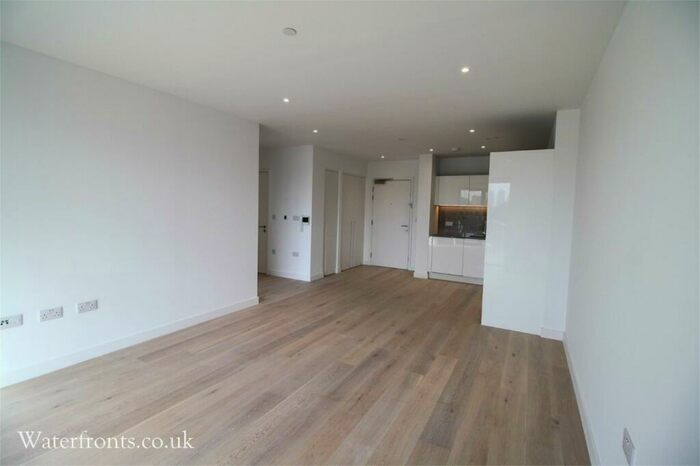 1 Bedroom Apartment To Rent In Pendant Court, Shipwright Street, London, E16