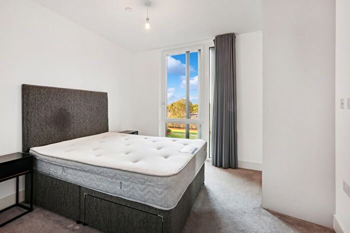 2 Bedroom Flat To Rent In Alwyne Court, Garnet Place, West Drayton, UB7